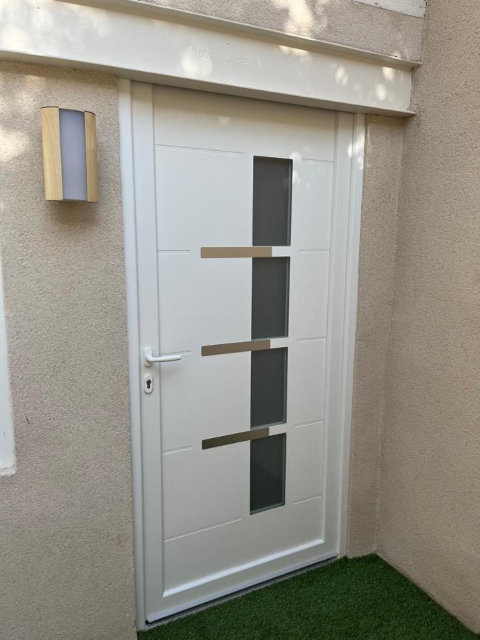 Le Nid Du Cygne Aparthotel Le Blanc Εξωτερικό φωτογραφία